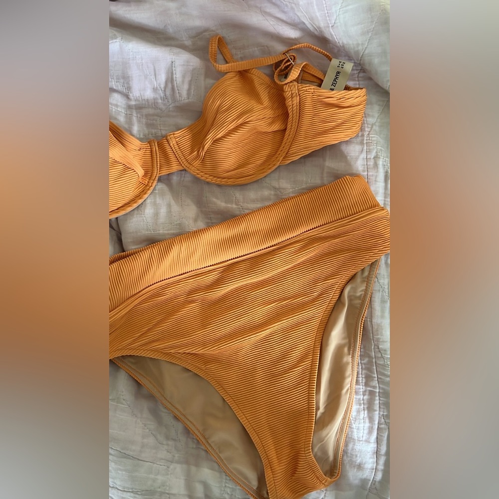 Zulu & Zephyr BALCONETTE Bra and high waisted brief in Tangerine Size US6